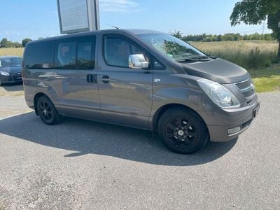 Hyundai H-1