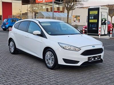 Usata Ford Focus Business Edition 101 CV (74 kW) 2016 Bianco Berlina