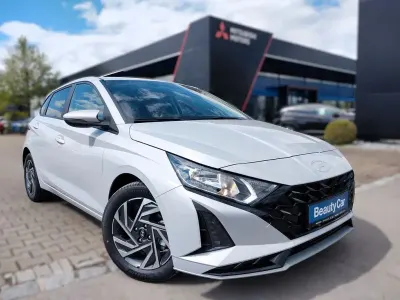 Neu Hyundai i20 90 PS (66 kW) 2026 Grau Kleinwagen