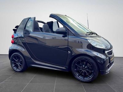 Schwarz Gebraucht 2015 Smart ForTwo Cabrio Cabrio | 9.999 € (Fairer Preis)