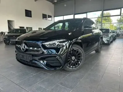 Gebraucht Mercedes GLA220 AMG 204 PS (150 kW) 2026 Schwarz metallic SUV