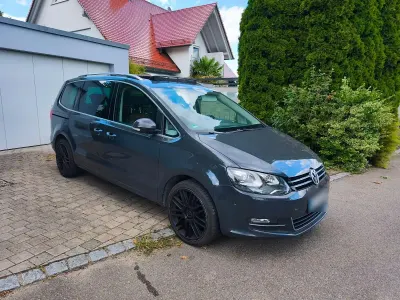 Gebraucht VW Sharan 140 PS (102 kW) 2012 Grau Van / Kleinbus