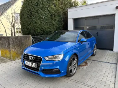 Gebraucht Audi A3 S-Line 179 PS (131 kW) 2015 Blau Limousine