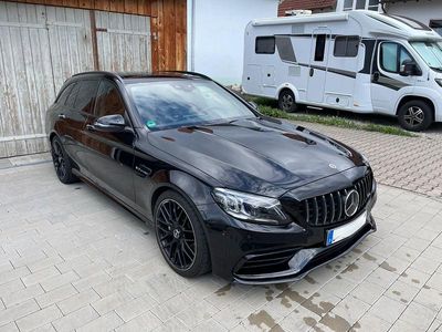 Mercedes C63 AMG
