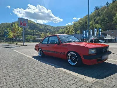 Gebraucht Opel Ascona 110 PS (80 kW) 1976 Rot Limousine