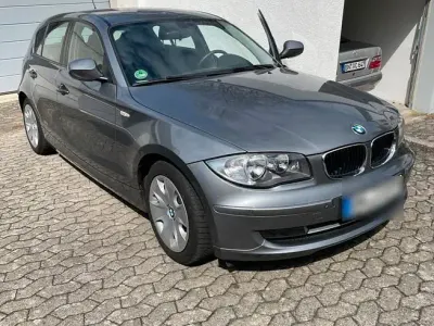 Gebraucht BMW 116 Lifestyle 116 PS (85 kW) 2010 Grau Kleinwagen