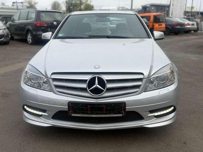 Gebraucht Mercedes C300 Avantgarde 231 PS (169 kW) 2010 Iridiumsilber  metalliclack Limousine