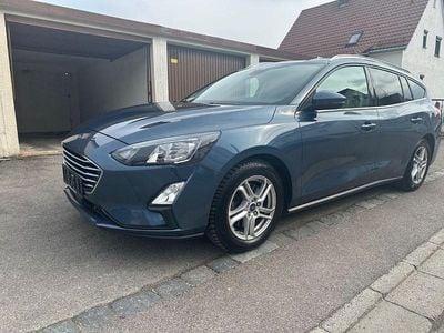 Gebraucht Ford Focus Cool & Connect 101 PS (74 kW) 2020 Blau Limousine