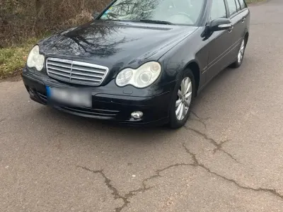Gebraucht Mercedes C220 150 PS (110 kW) 2006 Schwarz Kombi