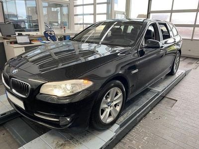 Gebraucht BMW 525 Sport Line 218 PS (160 kW) 2012 Schwarz Limousine