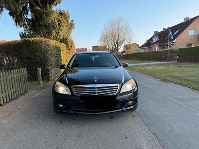 Gebraucht Mercedes C220 170 PS (125 kW) 2010 Schwarz Kombi