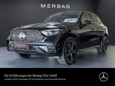 Gebraucht Mercedes GLC300 AMG 197 PS (144 kW) 2026 Schwarz SUV