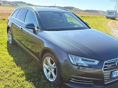 Gebraucht Audi A4 Sport 190 PS (139 kW) 2017 Grau Kombi