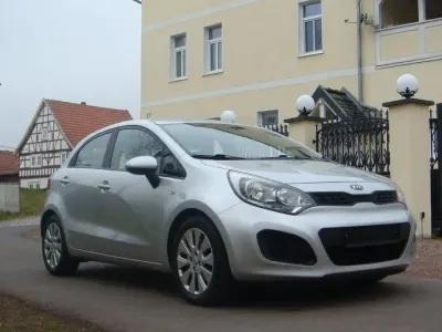 Brugt Kia Rio Edition 7 86 HK (63 kW) 2012 Sølv Sedan
