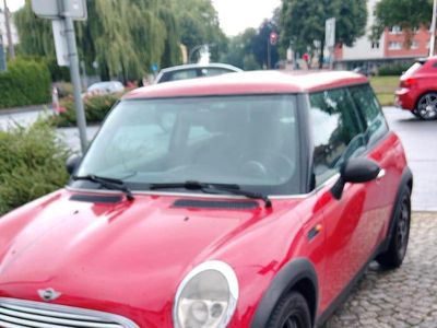 Gebraucht Mini Cooper 90 PS (66 kW) 2004 Rot Kleinwagen