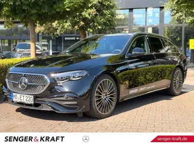 Gebraucht Mercedes E220 AMG 197 PS (144 kW) 2026 Schwarz Kombi