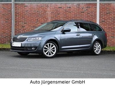 Gebraucht Skoda Octavia Elegance 140 PS (102 kW) 2015 Grau Kleinwagen