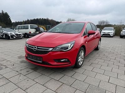 Usado Opel Astra Dynamic 150 HP (110 kW) 2015 Vermelho Sedan