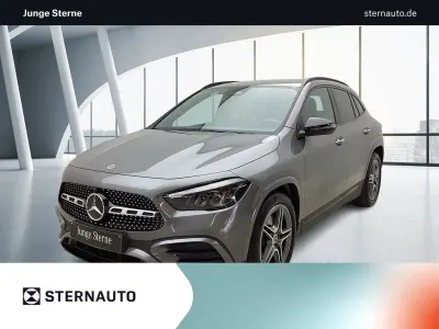 Gebraucht Mercedes GLA200 AMG line 163 PS (119 kW) 2024 Metalliclack mountaingrau SUV