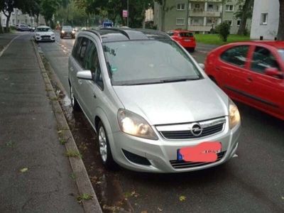 gebraucht Opel Zafira 1.9 CDTI First Edition