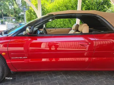 Gebraucht Chrysler Stratus 131 PS (96 kW) 1997 Rot Cabrio