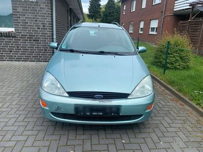 gebraucht Ford Focus 1.6 AHK