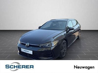 Neu VW Passat R-line 193 PS (141 kW) 2025 Schwarz Kombi