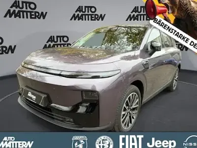 Second-hand Leapmotor B10 160 kW (218 CP) 2025 Mov SUV