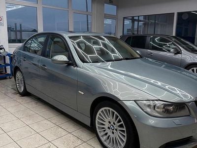 Gebraucht BMW 320 150 PS (110 kW) 2005 Limousine