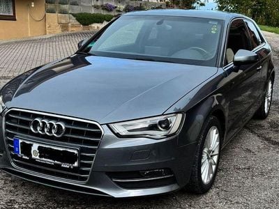 Gebraucht Audi A3 Sport 122 PS (89 kW) 2013 Grau Limousine