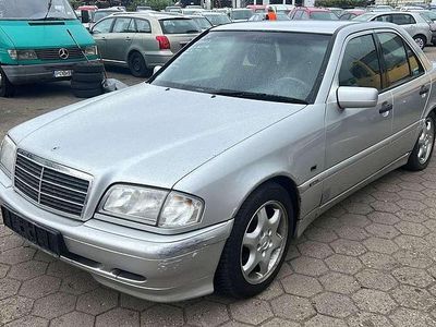 Mercedes C180