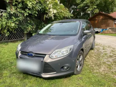 Gebraucht Ford Focus 125 PS (91 kW) 2014 Grau Kombi