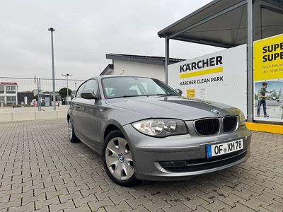 Gebraucht BMW 116 122 PS (89 kW) 2010 Grau Kleinwagen