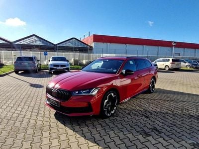 Karminrot metallic Gebraucht 2025 Skoda Superb SportLine Kombi | 47.770 € (Fairer Preis)