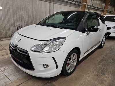 Weiß Gebraucht 2011 Citroën DS3 Sport Chic Kleinwagen | 2.690 € (Superpreis)
