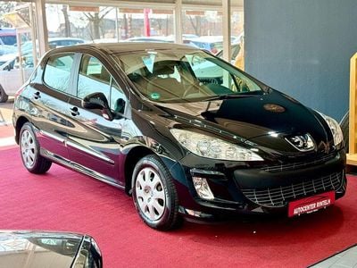 Gebraucht Peugeot 308 Tendance 120 PS (88 kW) 2010 Schwarz Limousine