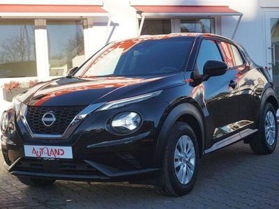 Usado Nissan Juke Acenta 114 HP (83 kW) 2024 Preto SUV