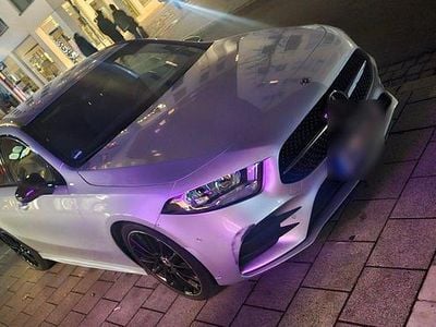 Gebraucht Mercedes A200 AMG line 163 PS (119 kW) 2020 Silber Limousine