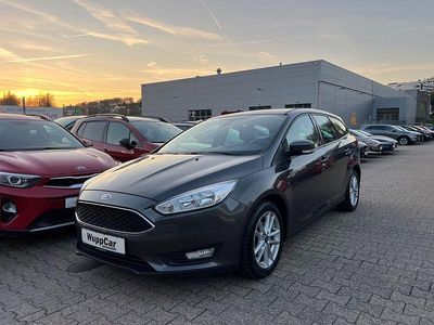 Gebraucht Ford Focus Business Edition 125 PS (91 kW) 2017 Grau Limousine