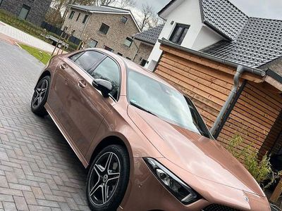 Gebraucht Mercedes A250 218 PS (160 kW) 2022 Gold Limousine