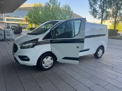 Gebraucht Ford Transit Custom 131 PS (96 kW) 2021 Van
