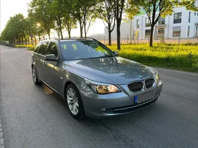 Usata BMW 525 197 CV (144 kW) 2010 Grigio Station wagon