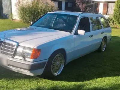 Gebraucht Mercedes 230 132 PS (97 kW) 1989 Weiß Kombi