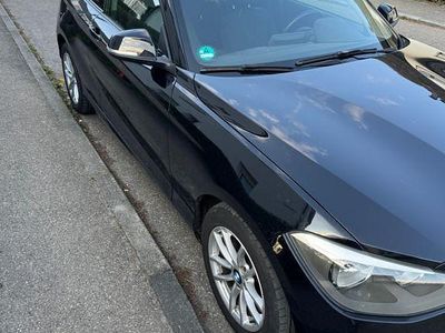 Gebraucht BMW 116 122 PS (89 kW) 2013 Schwarz Kleinwagen
