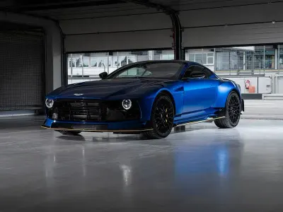 Gebraucht Aston Martin Valour 715 PS (525 kW) 2024 Blau Coupé