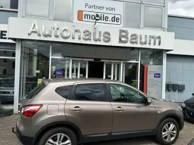 Gebraucht Nissan Qashqai Acenta 150 PS (110 kW) 2010 Braun SUV