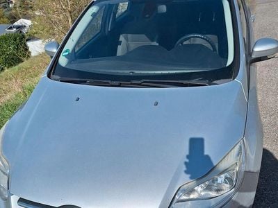 Gebraucht Ford Focus 116 PS (85 kW) 2014 Silber Limousine