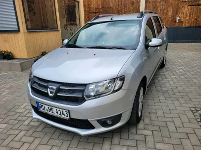 Gebraucht Dacia Logan MCV Lauréate 90 PS (66 kW) 2013 Grau Kombi