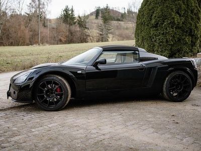 Schwarz Gebraucht 2003 Opel Speedster Cabrio | 22.500 €