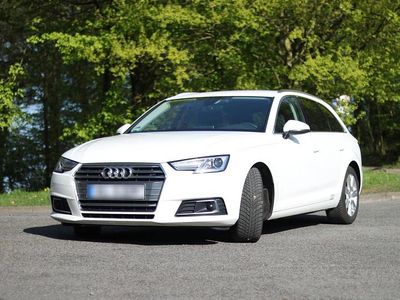 Gebraucht Audi A4 140 PS (102 kW) 2017 Weiß Kombi